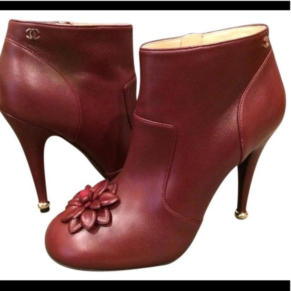 CHANEL camellia burgundy lambskin ankle booties 41